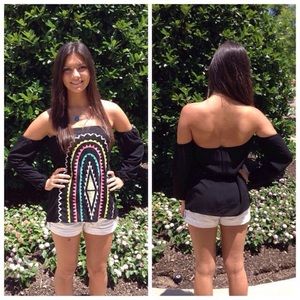 EUC Lulumair Black Off the Shoulder Top S